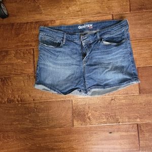 Levi denizen Jean short size 16.